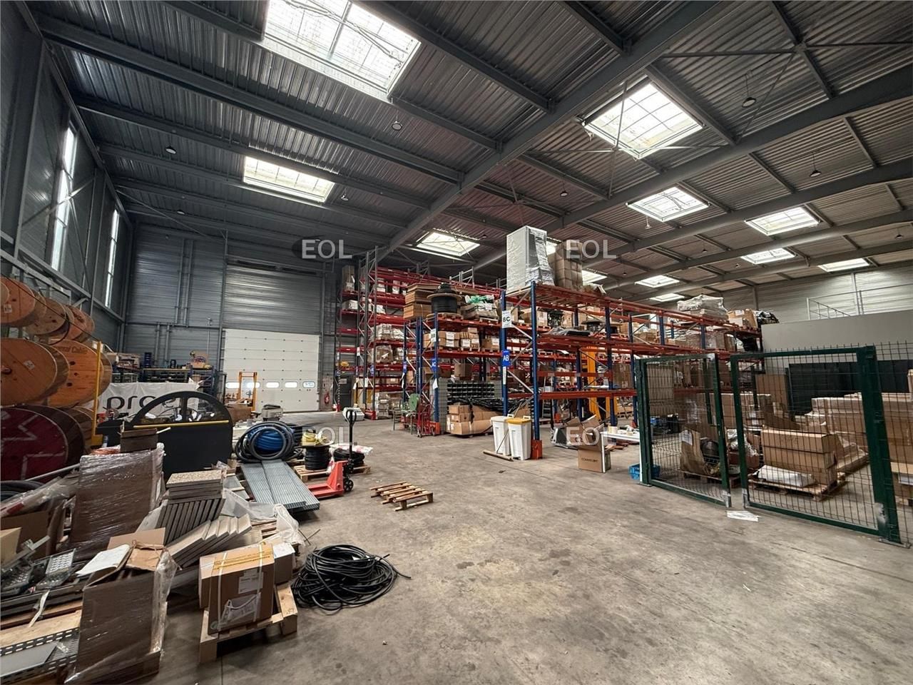 Vente Local d'activités 1240 m² non divisibles