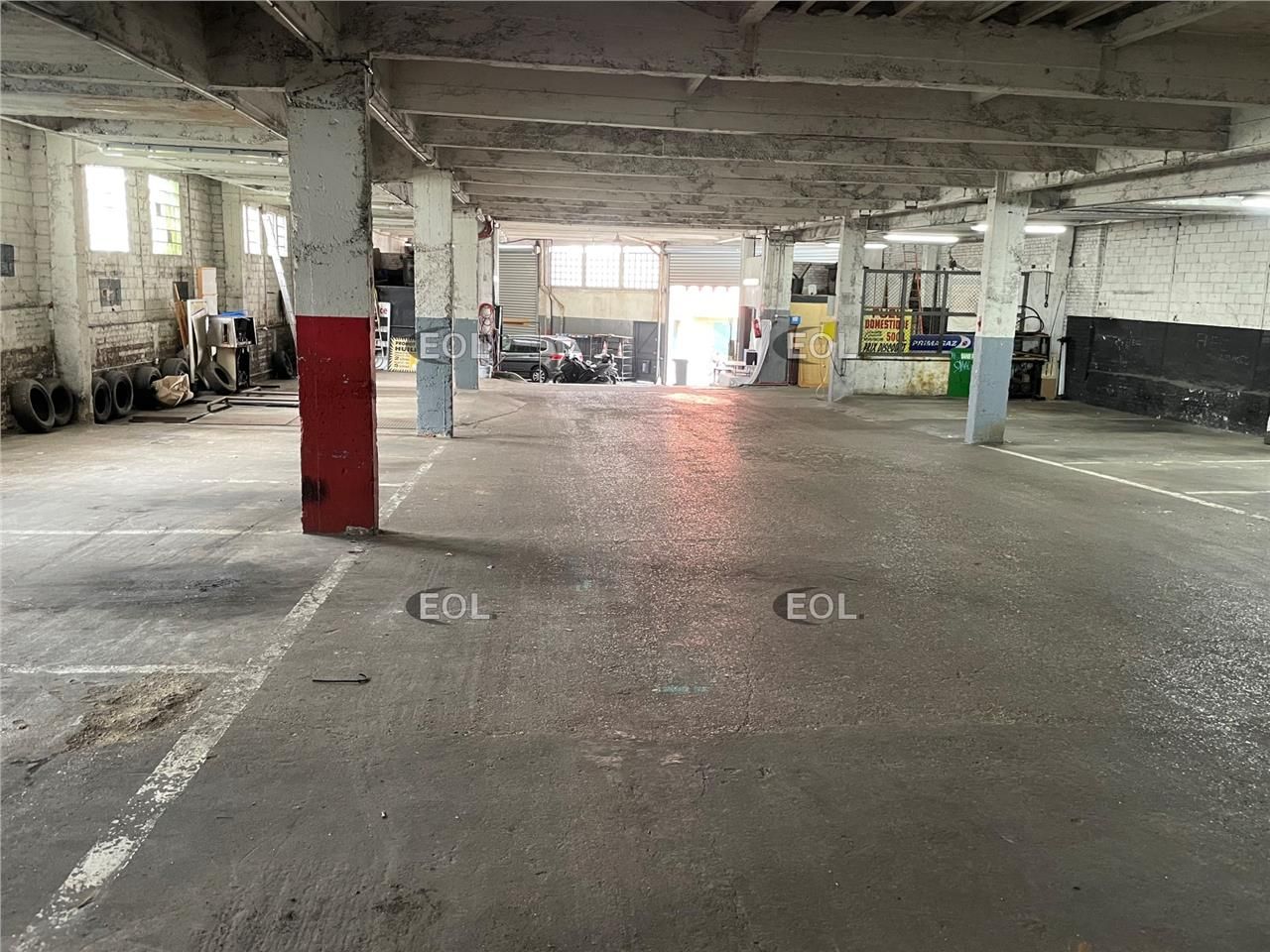 A LOUER / A VENDRE- espace de distribution urbaine de 800 m²