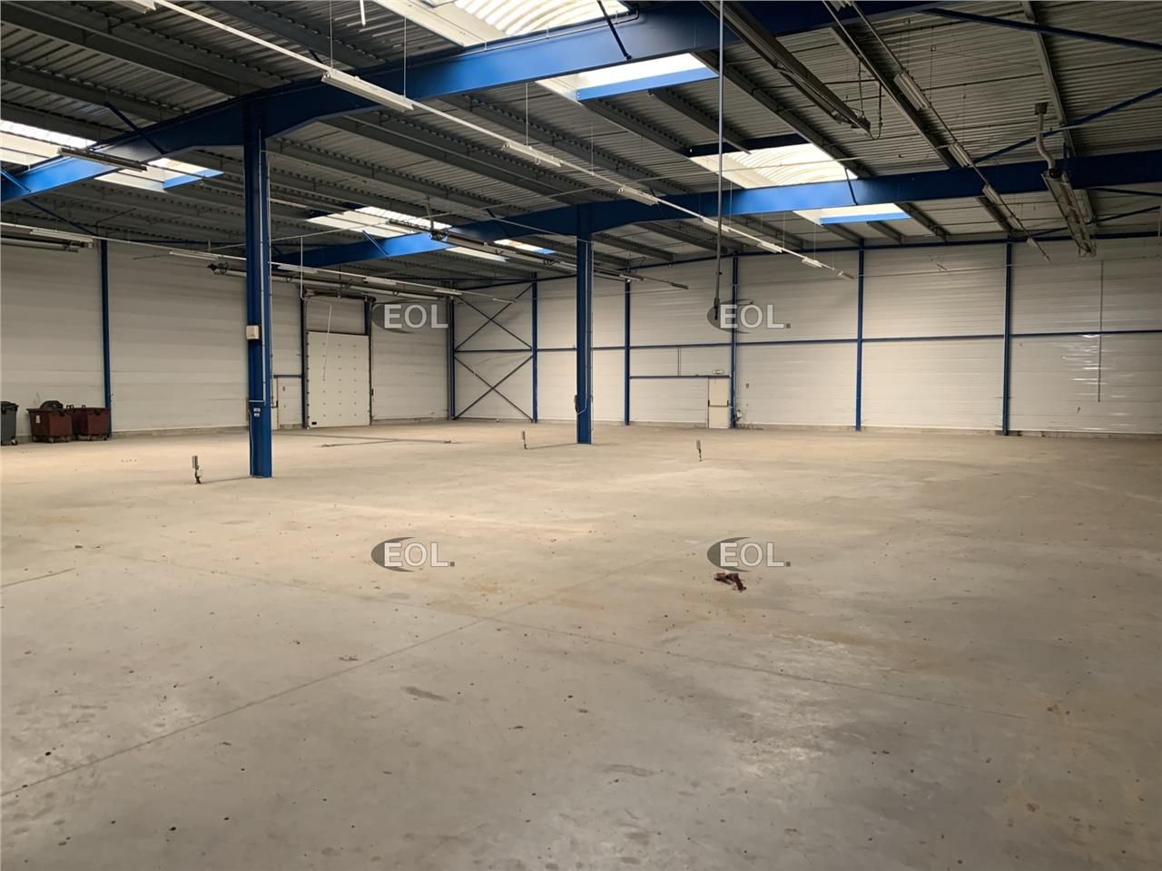 A VENDRE - Bâtiment indépendant avec foncier - Magny en Vexin (95)