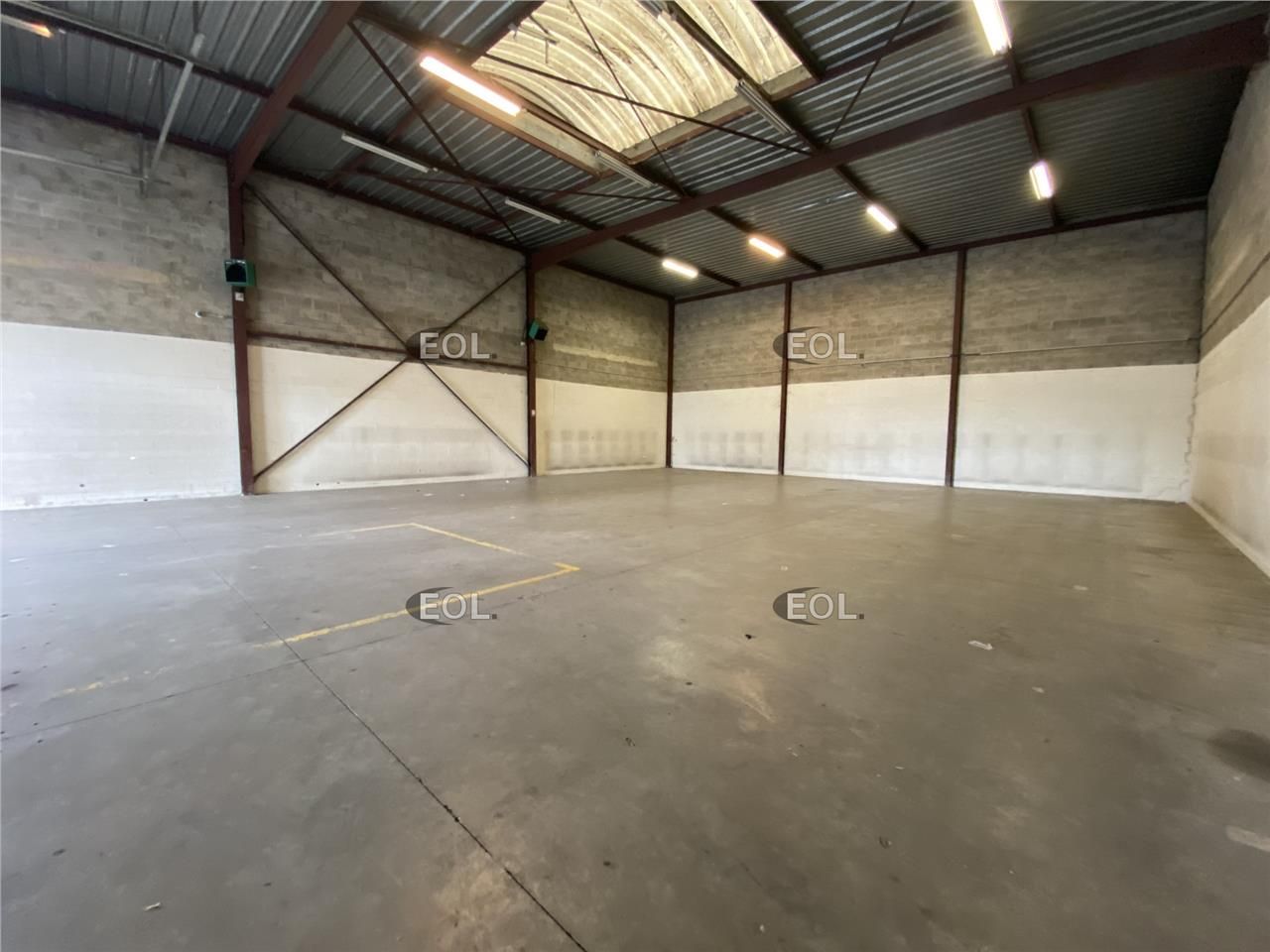 Local d'activités à louer à Chilly Mazarin