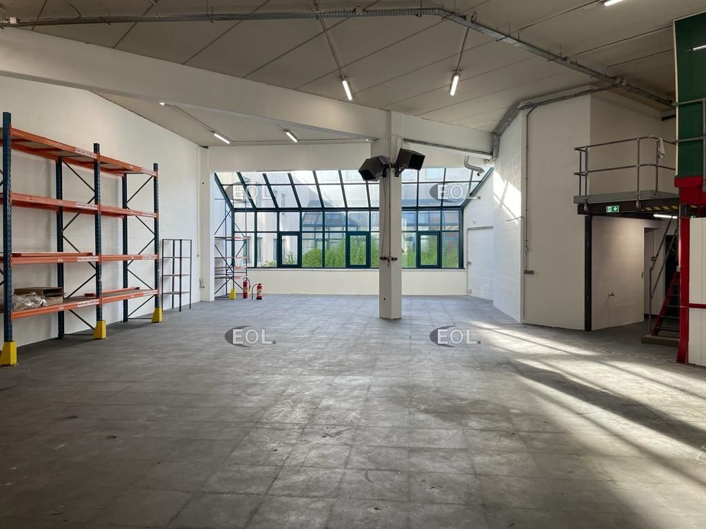 Location Local d'activités 591 m² non divisibles