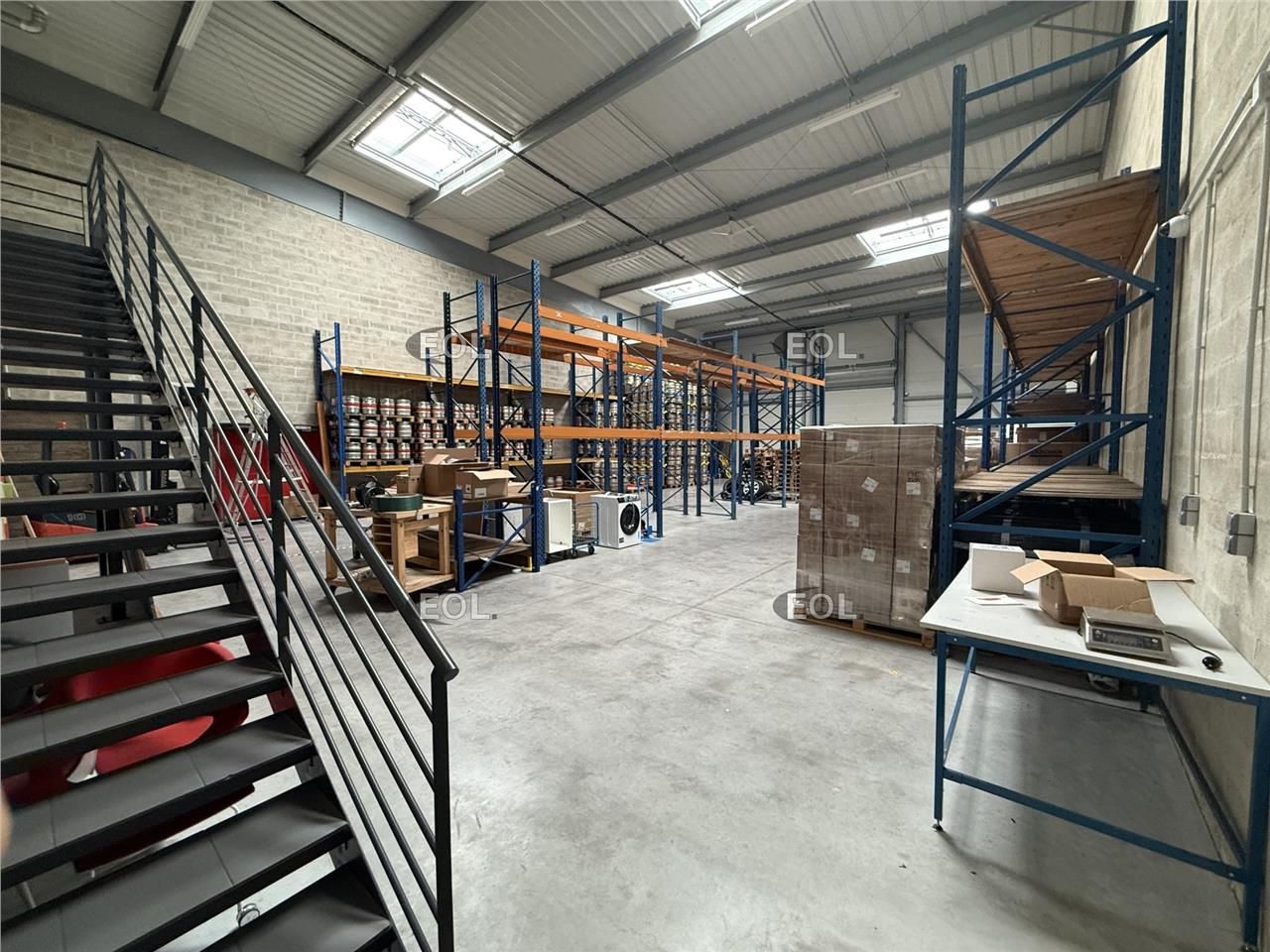 Local d'activité avec bureaux de 569 m² à vendre - Bussy-Saint-Georges (77)