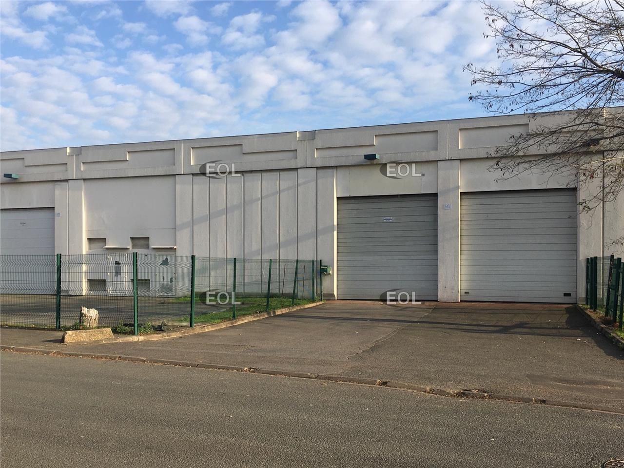 Location Local d'activités 536 m² non divisibles