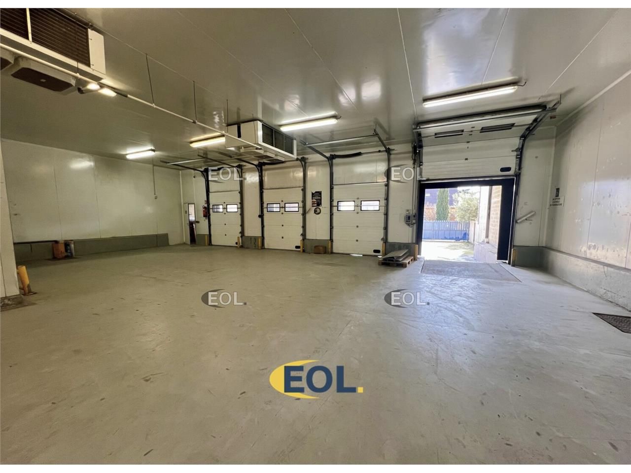Vente Entrepôt 500 m² non divisibles