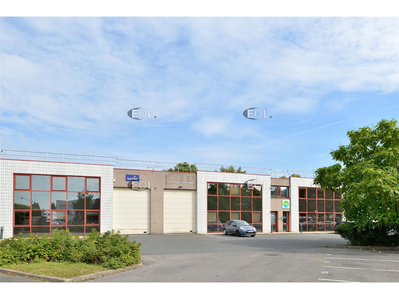 Location Local d'activités 578 m² non divisibles