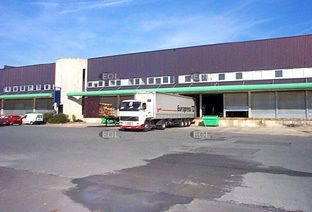 Location Entrepôt 665 m² non divisibles