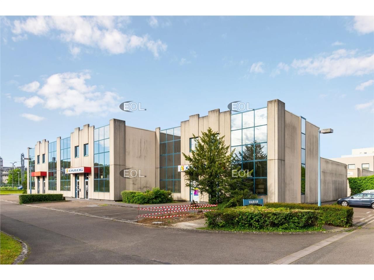 Location Local d'activités 218 m² non divisibles