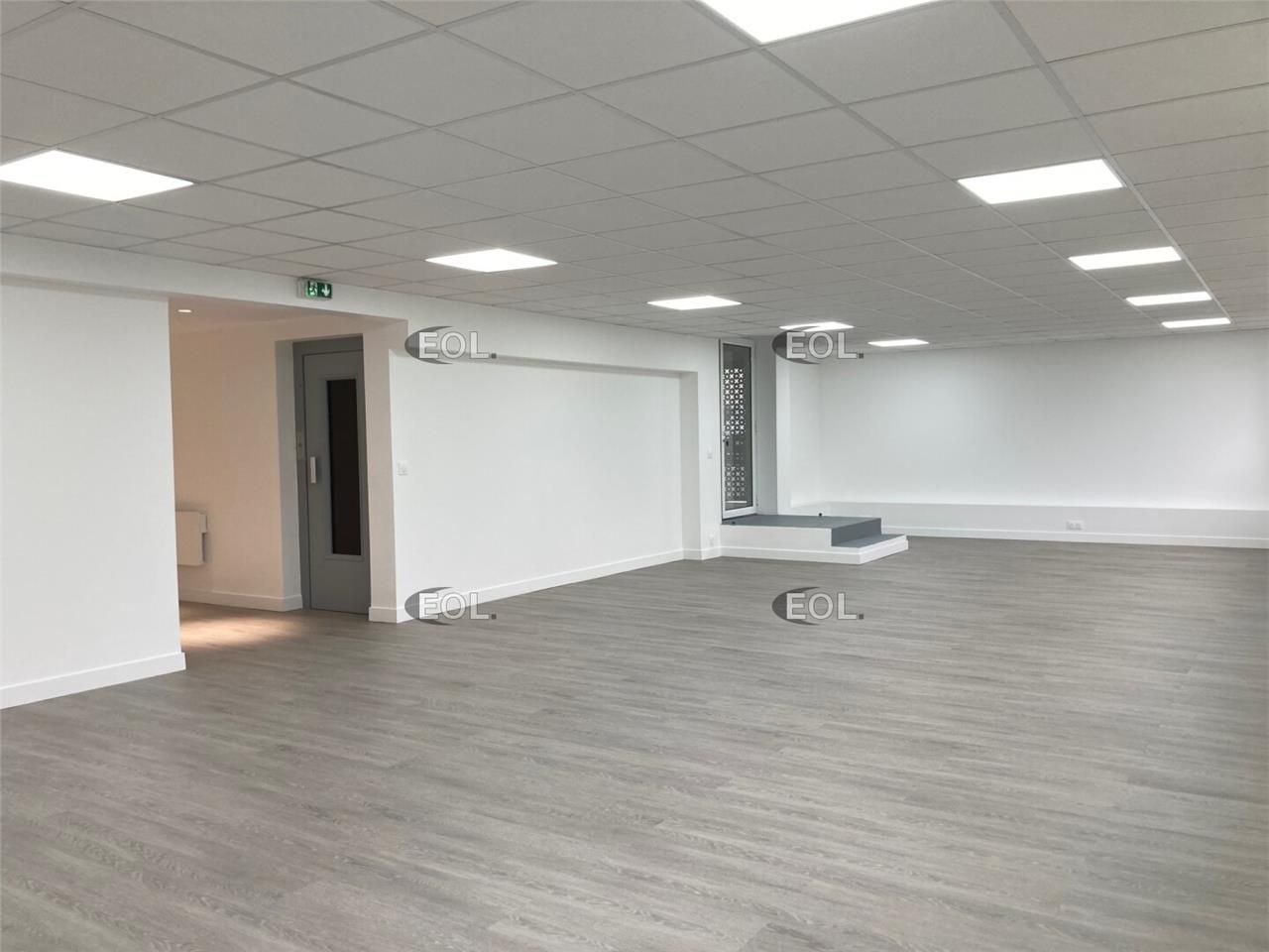 A LOUER - Bureaux de 200 m² en rez-de-jardin à Maisons-Alfort (94)