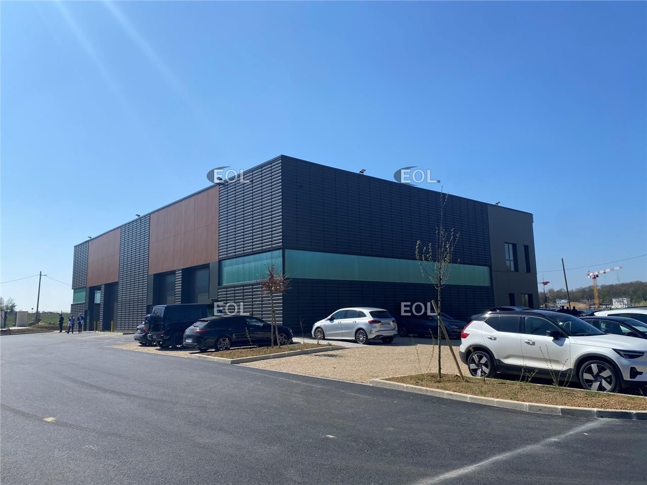 A LOUER - Locaux d'activité avec bureaux à partir de 551 m² à Coupvray (77)