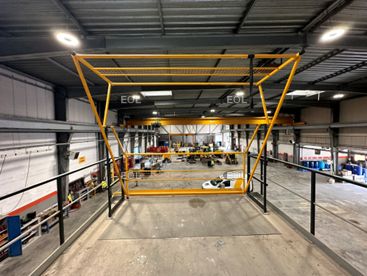 A louer immeuble indépendant d'activité d'environ 3 800 m² sur un terrain de 10 000 m² à Roissy en France Paris Nord 2