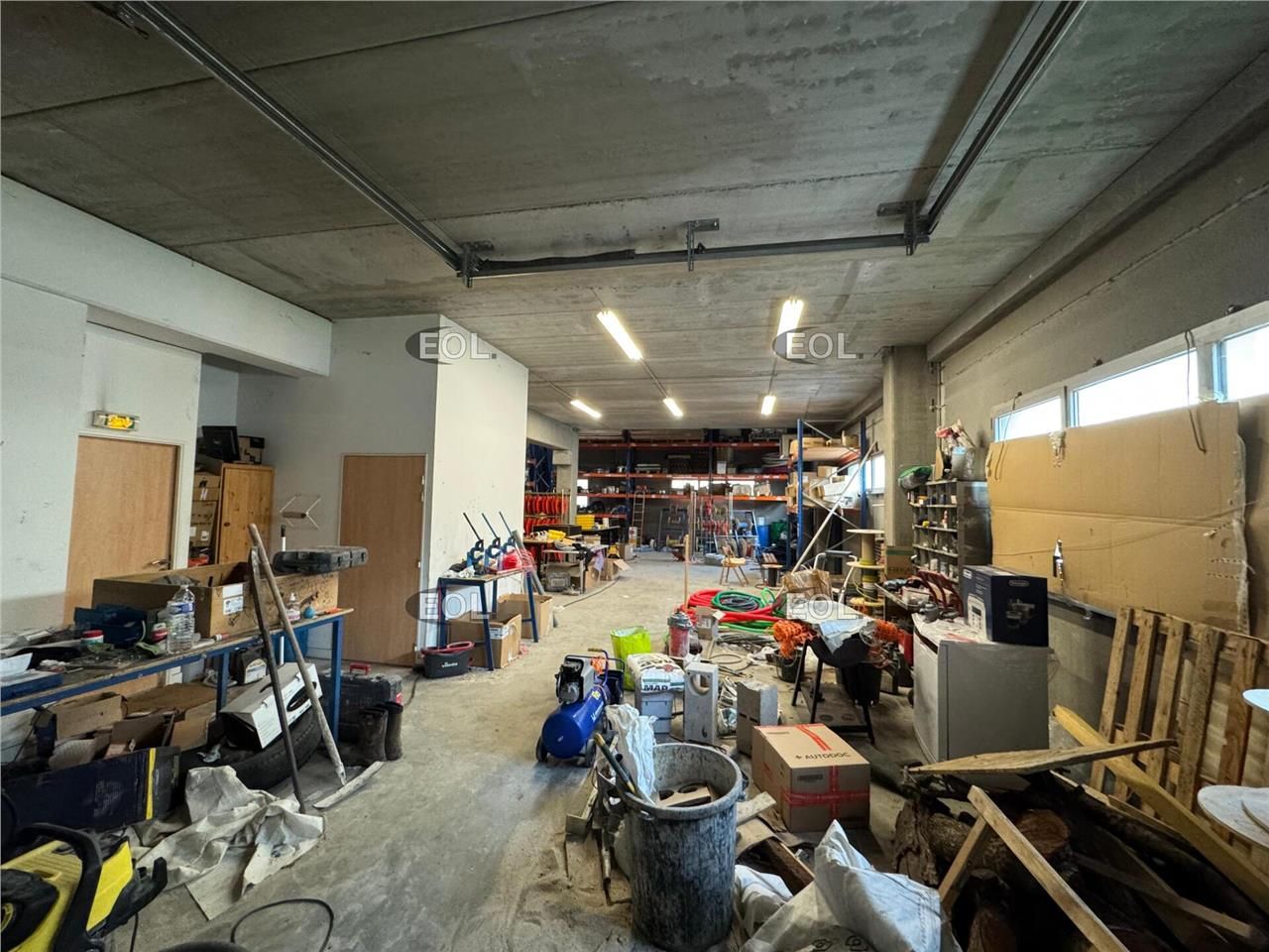 Vente Local d'activités 308 m² non divisibles