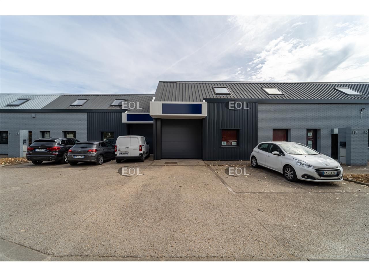 Location Local d'activités 219 m² non divisibles