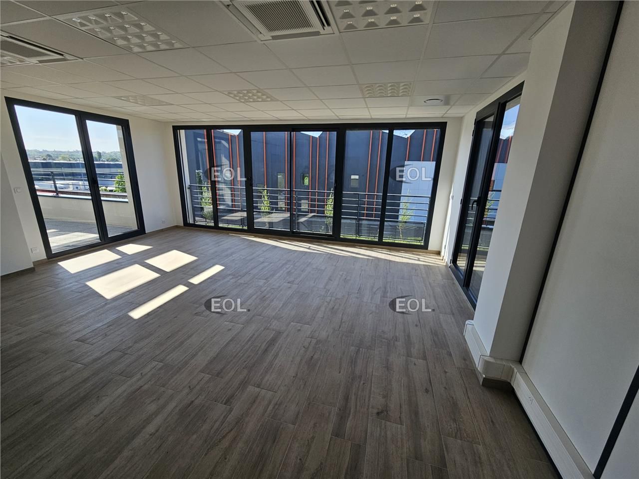A LOUER - Bureaux neufs de 605 m² à Limeil Brévannes (94)