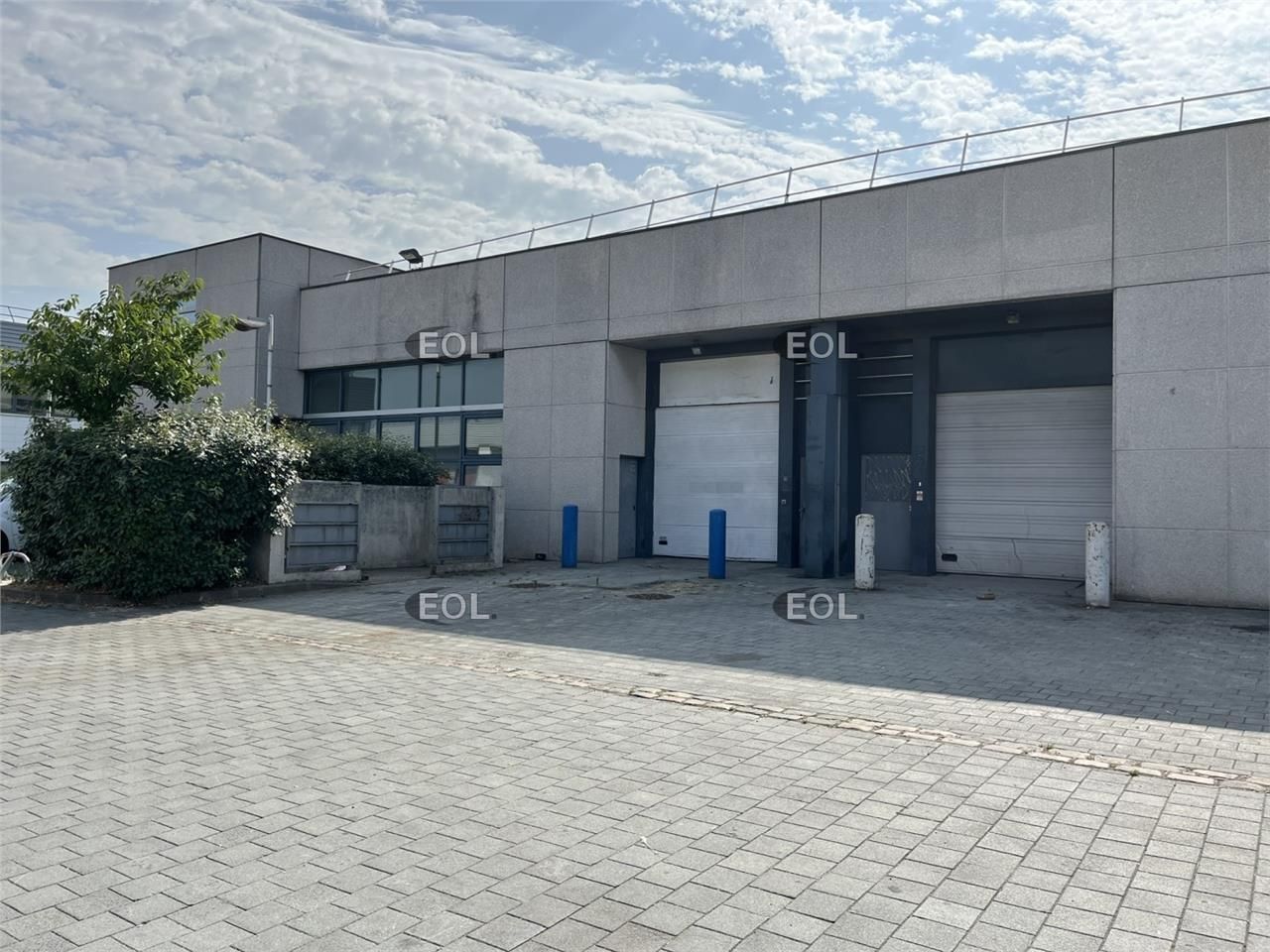 Location Local d'activités 309 m² non divisibles