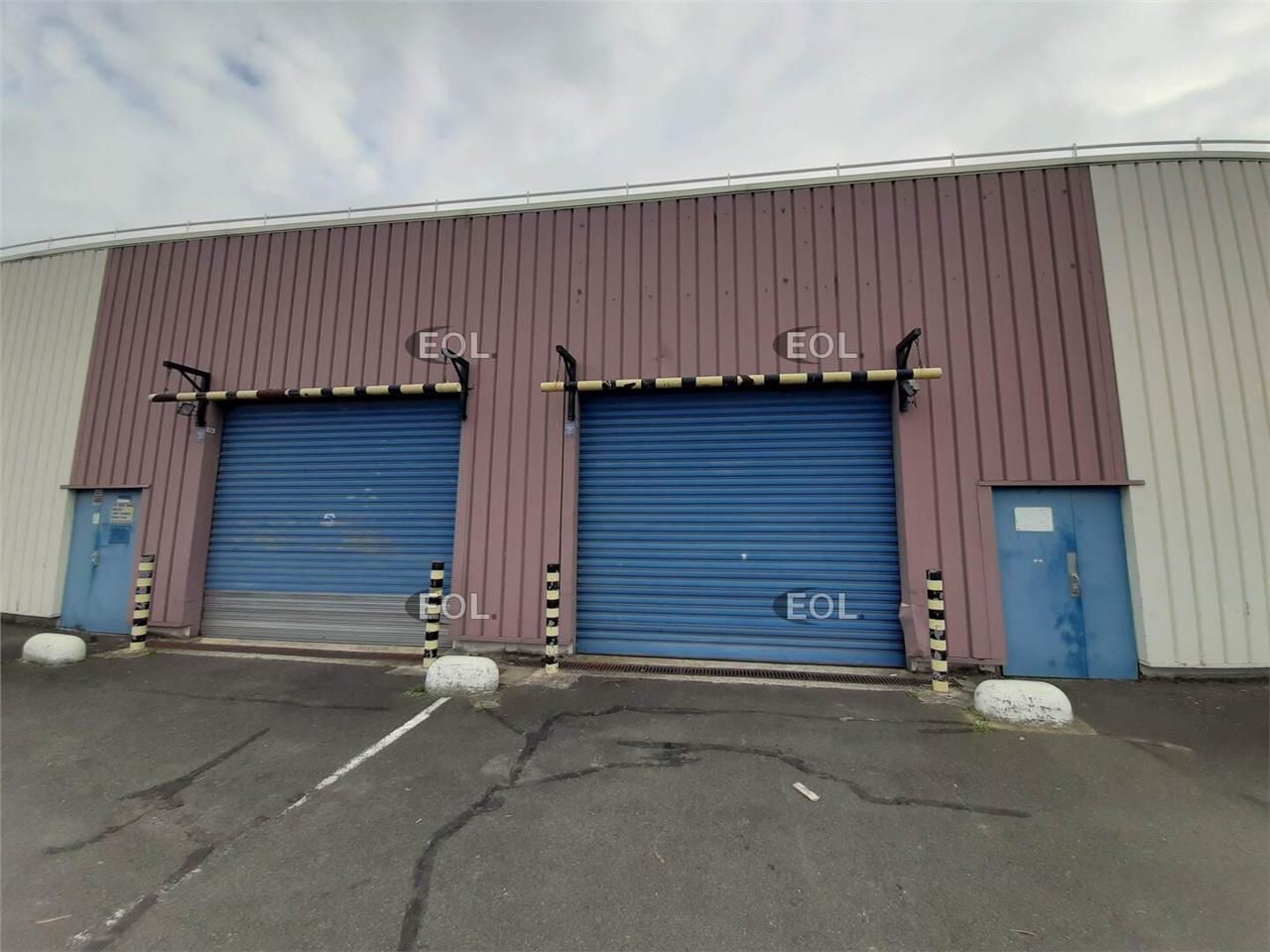 Location Local d'activités 300 m² non divisibles