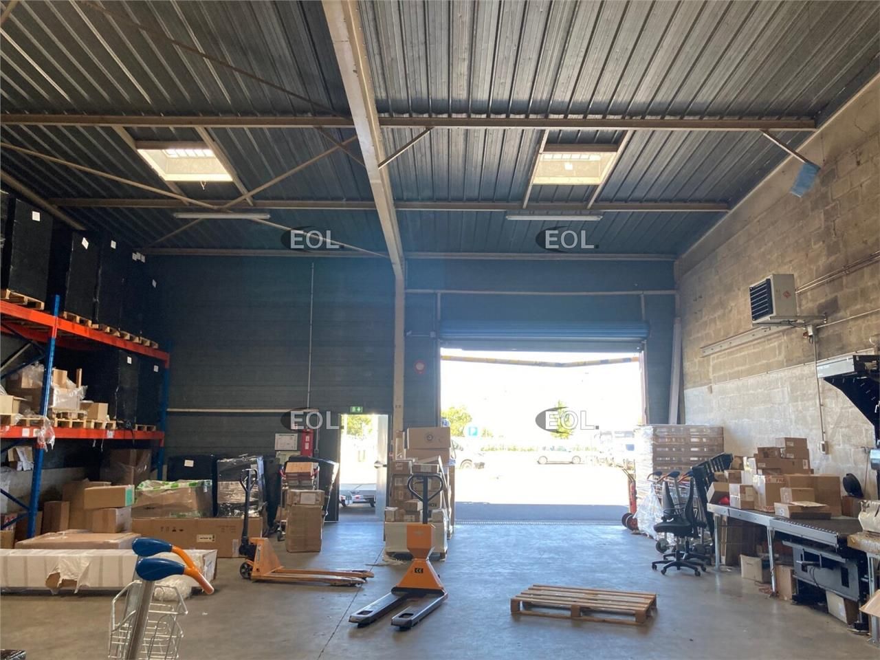 A LOUER - Local d'activité-entrepôt de 300 m² à Orly (94)