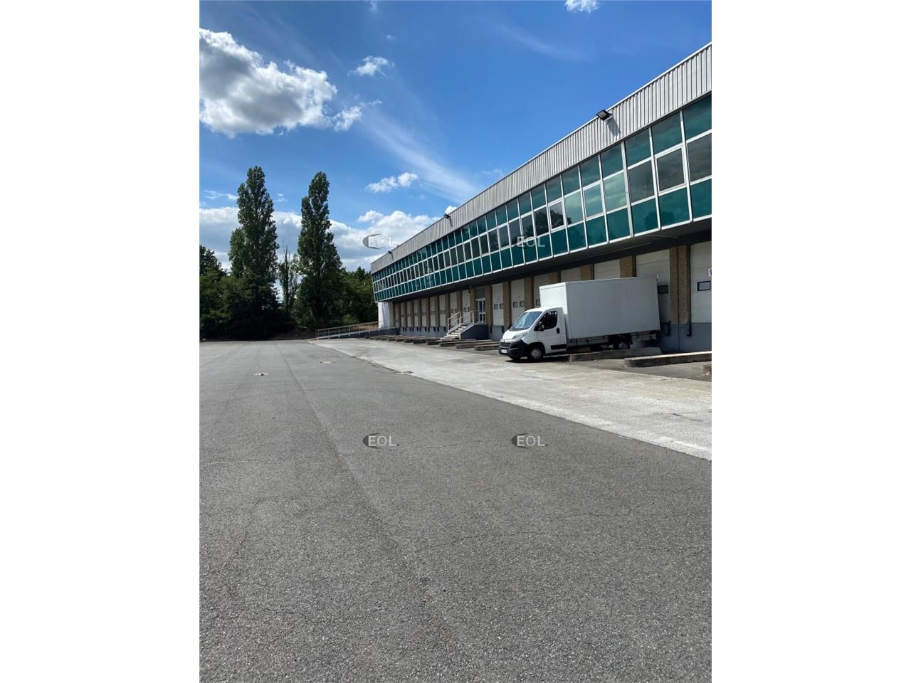 A louer - cellules d'activité à Saint Witz (95)