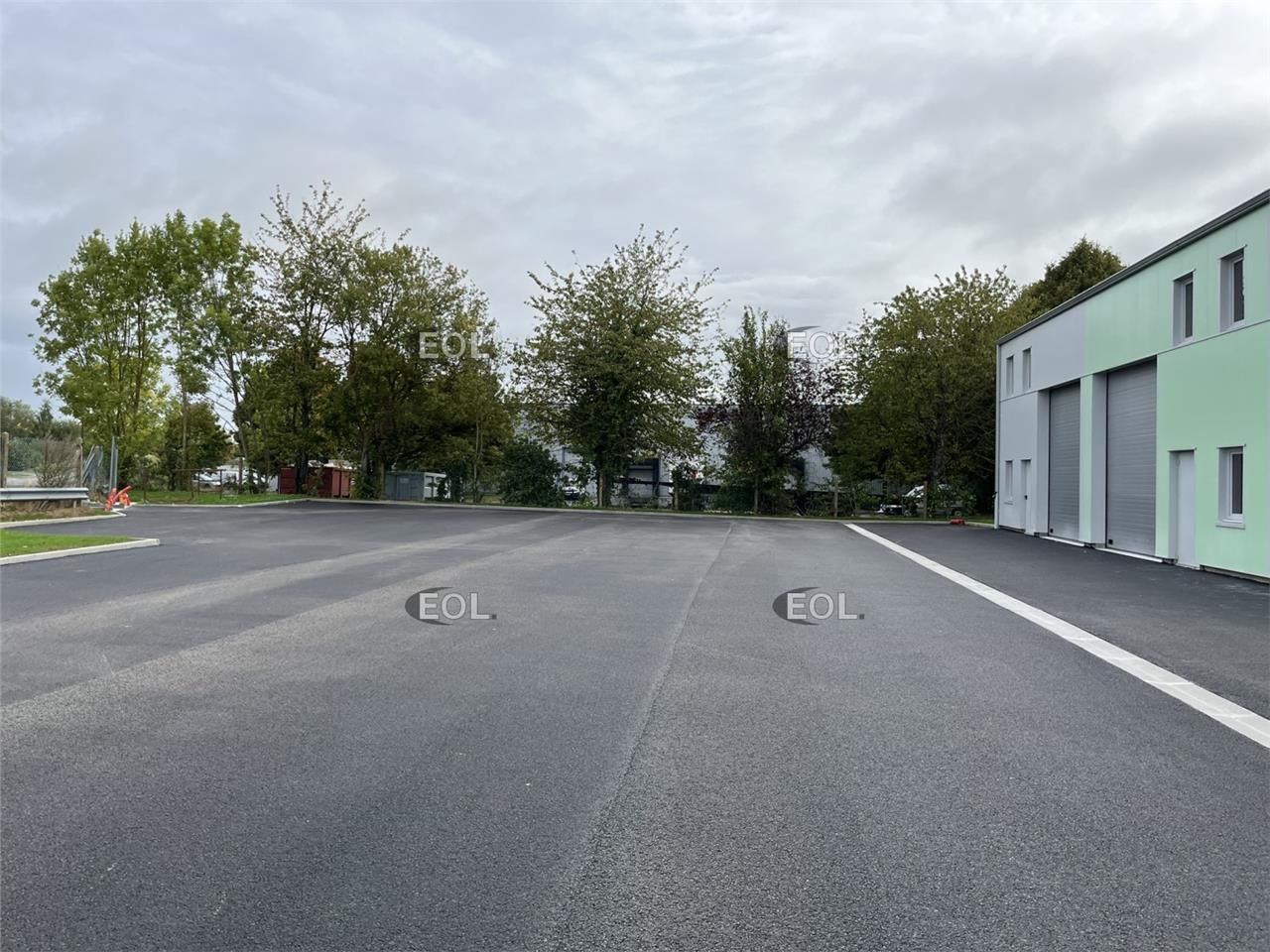 A VENDRE : Locaux d'activités neufs