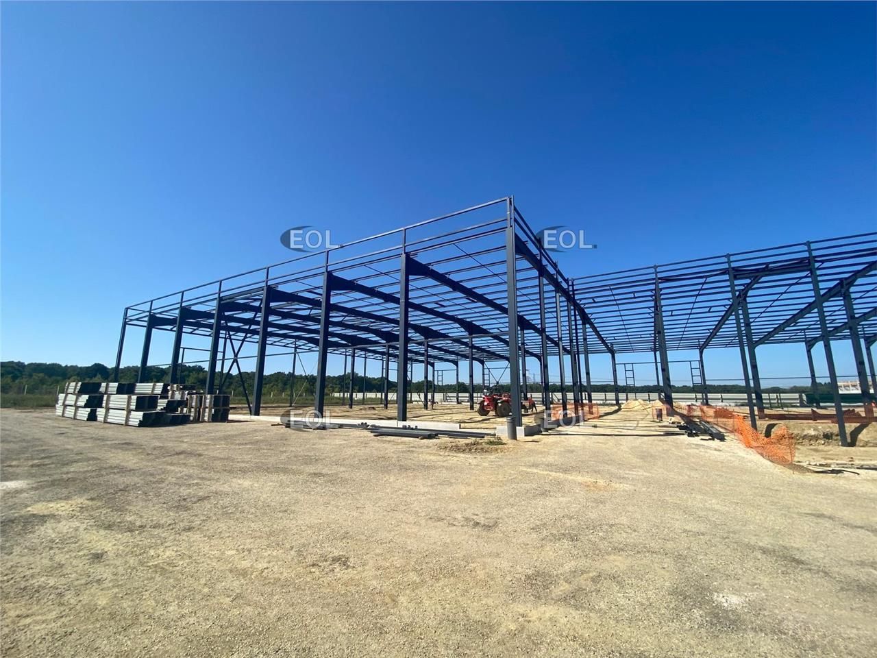 A LOUER - Entrepôt avec bureaux de 5 880 m² à Croissy-Beaubourg (77)