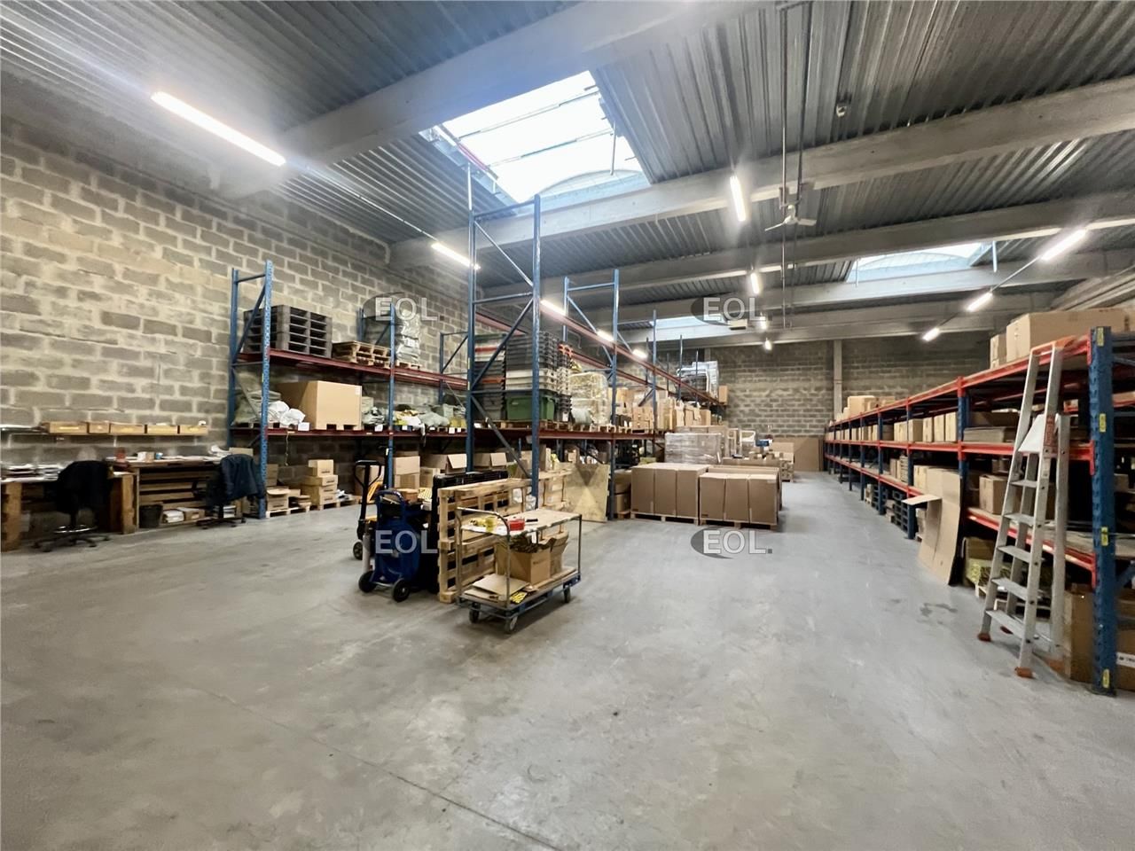 Local d'activité - à louer