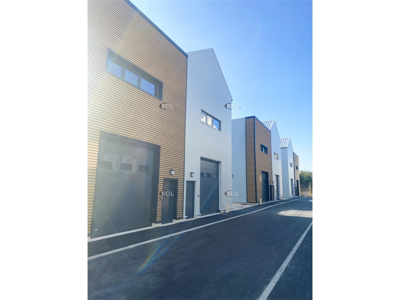 Location Local d'activités 304 m² divisibles à partir de 130 m²