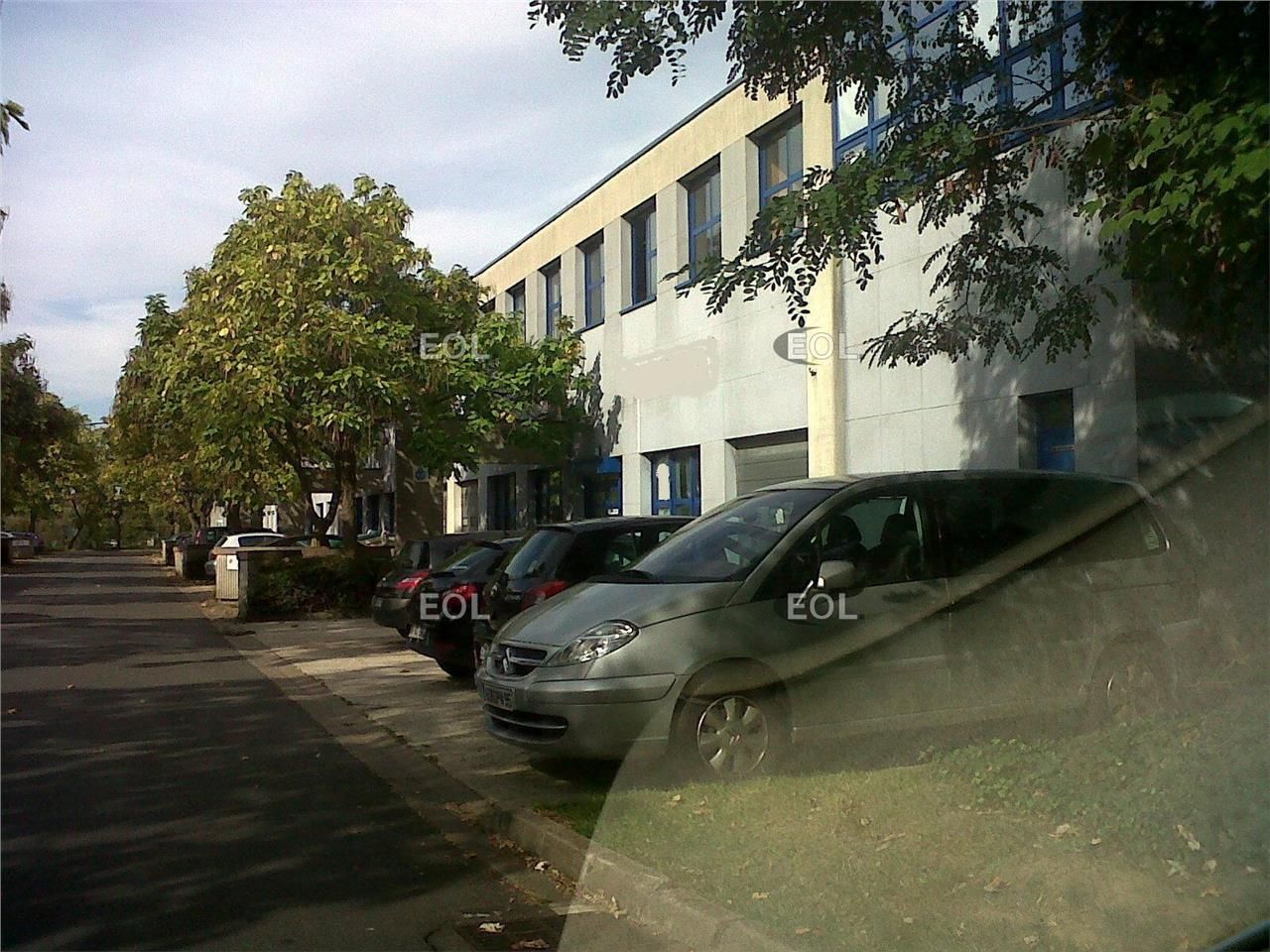 Vente Local d'activités 1111 m² non divisibles