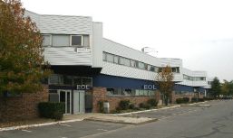 Location Local d'activités 478 m² non divisibles