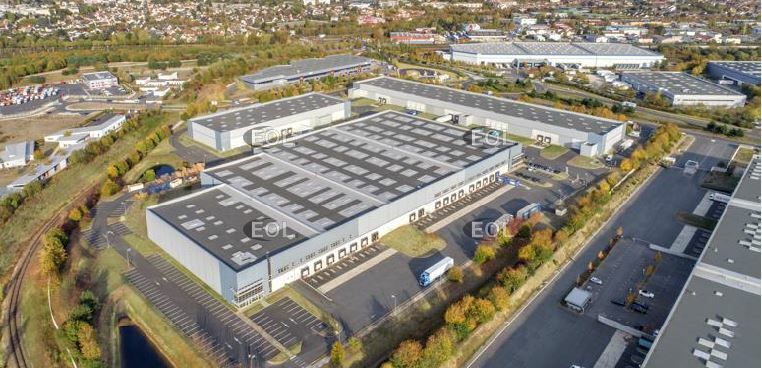 Location Entrepôt 5978 m² non divisibles