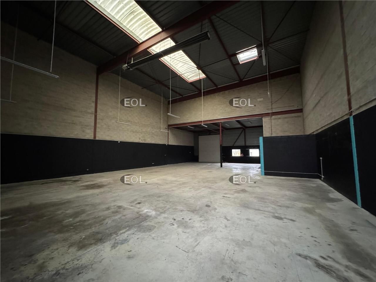 Location Local d'activités 460 m² non divisibles
