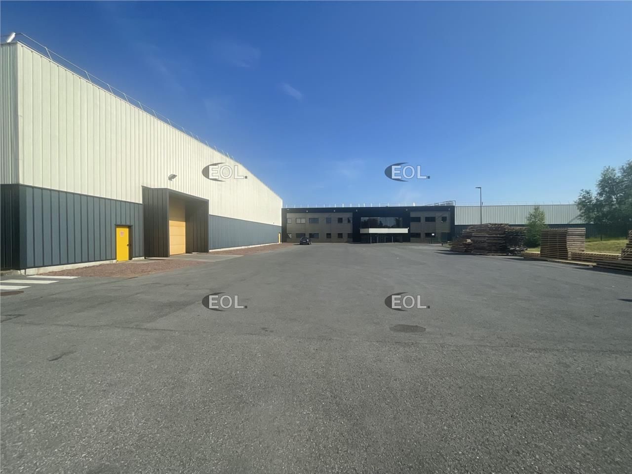À LOUER – Surface industrielle à Annezin (62) d'une surface de 11 194 m²