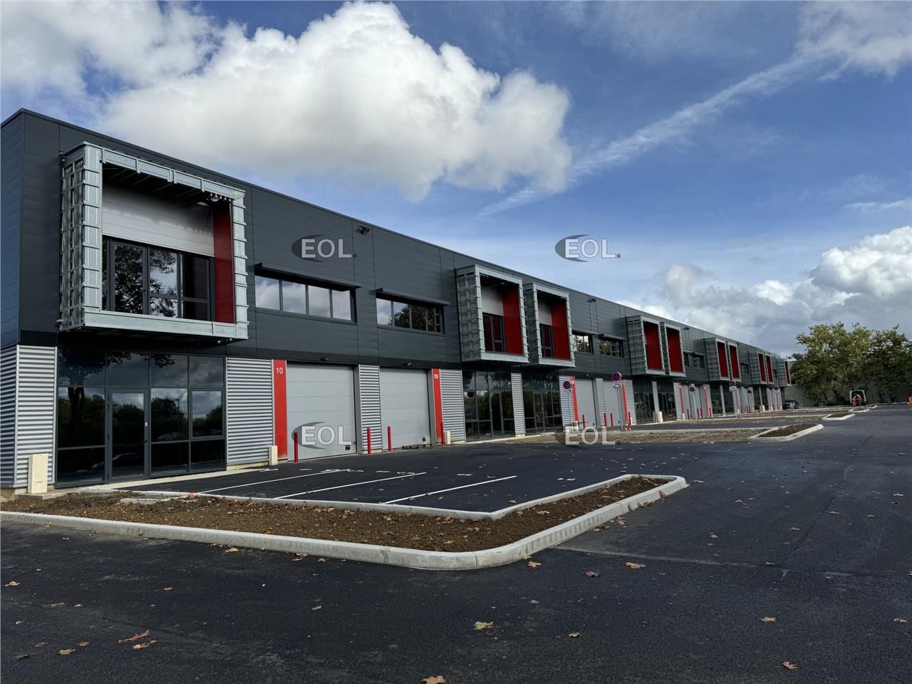 Location Local d'activités 7560 m² divisibles à partir de 378 m²