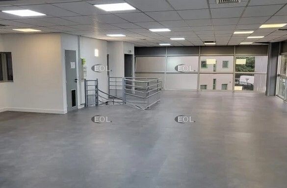 Champigny-sur-Marne (94) - A louer / A vendre - Immeuble de bureaux de 945 m²