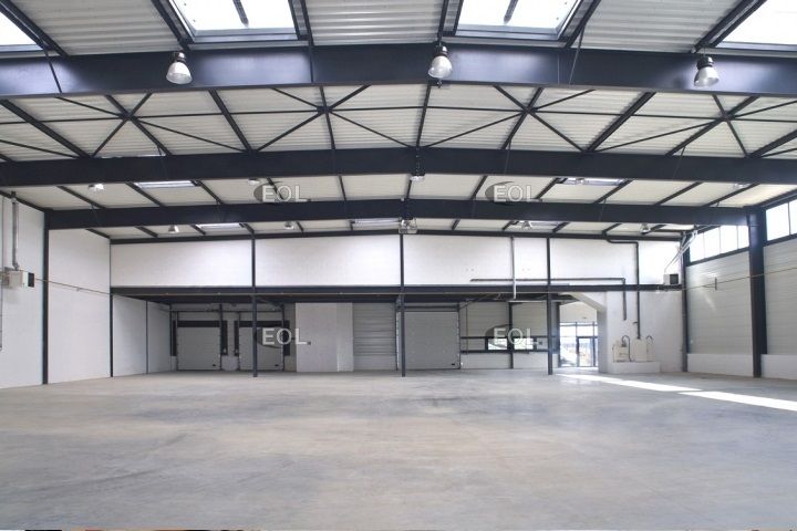 A VENDRE : Locaux d'activités neufs