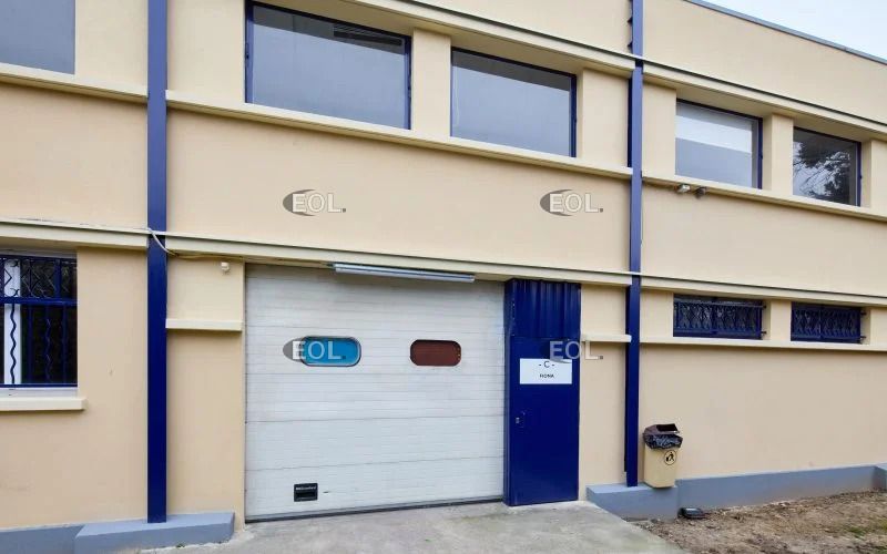 Location Local d'activités 209 m² non divisibles