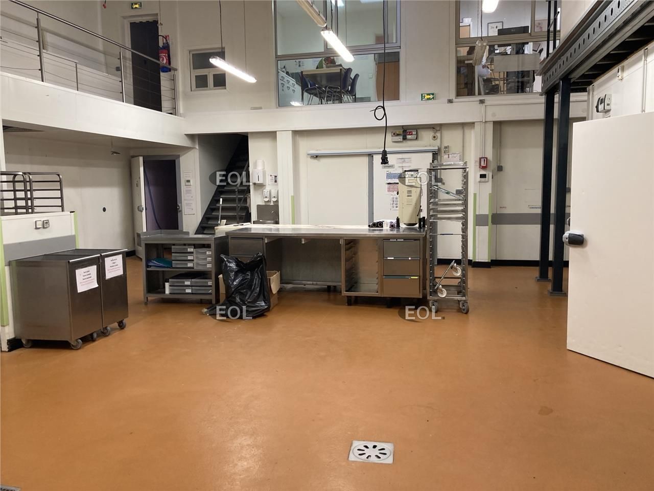 A VENDRE - Bâtiment d'activité à usage de laboratoire alimentaire à Villejuif (94)