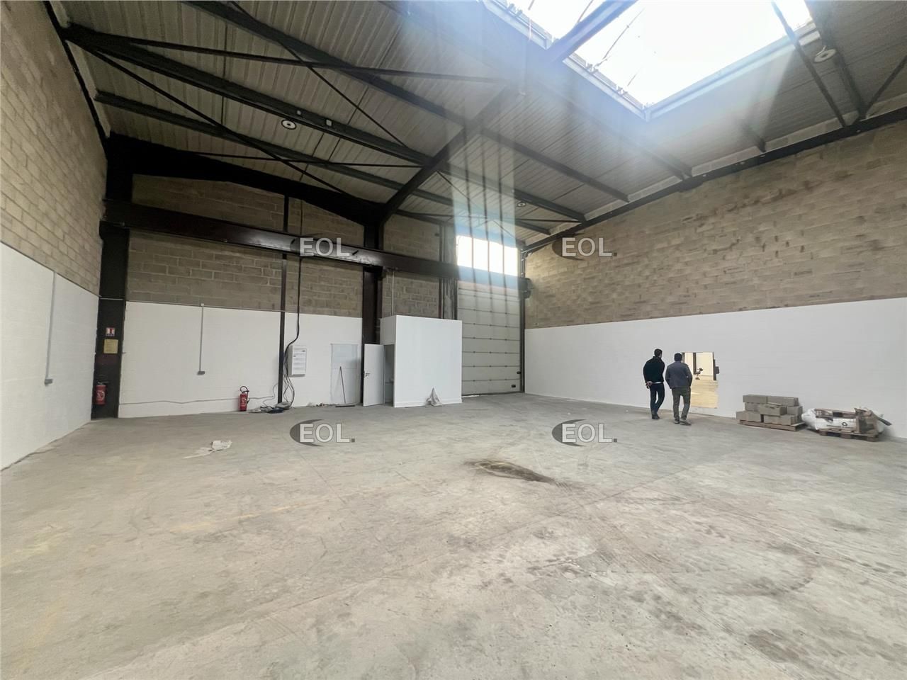 Location Entrepôt 223 m² non divisibles