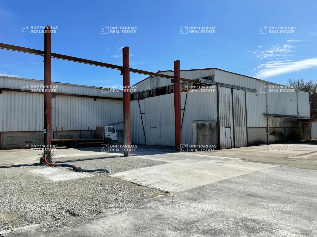 Location Activité 375 m² non divisibles 44120 Vertou