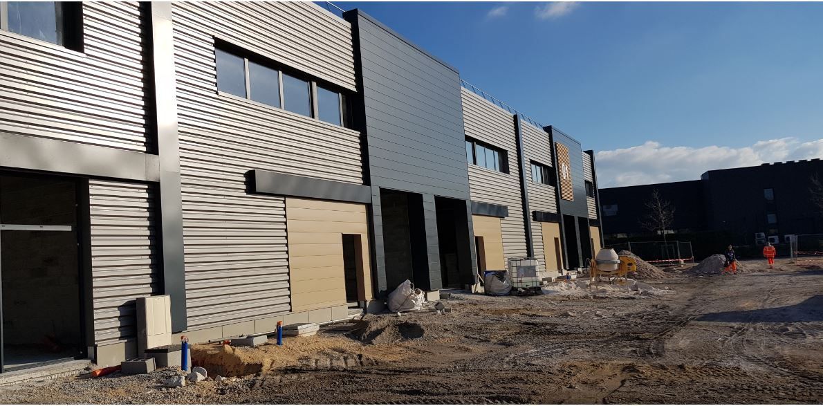 CBRE vous propose, à la location, des locaux d'ac