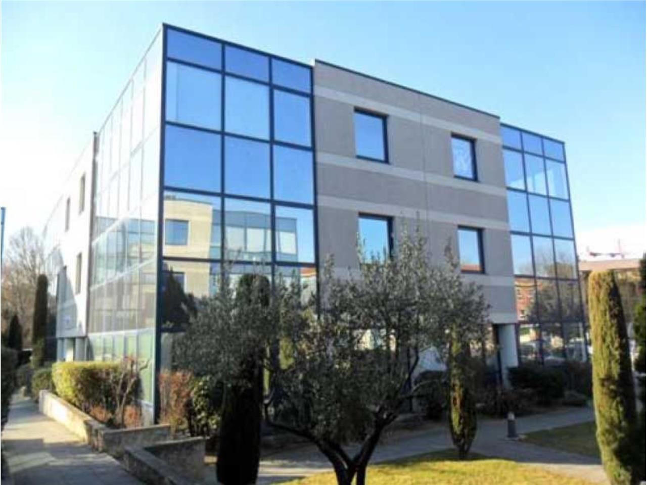 CBRE vous propose des bureaux de 144 m² environ a