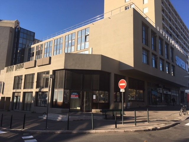 Dans l'immeuble Centraix à Aix en Provence, CBRE 