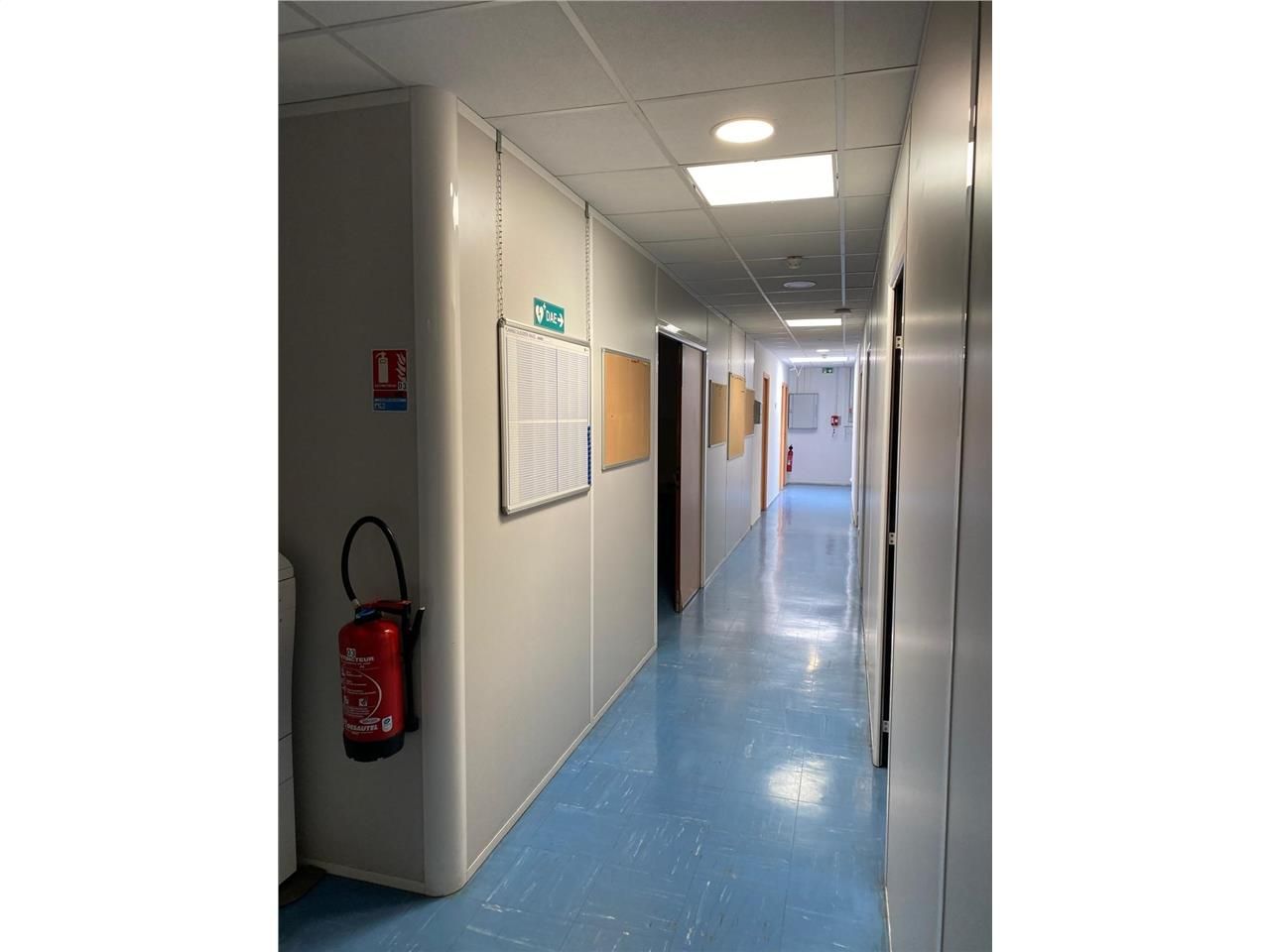 CBRE vous propose un entrepôt de 5 448 m² environ