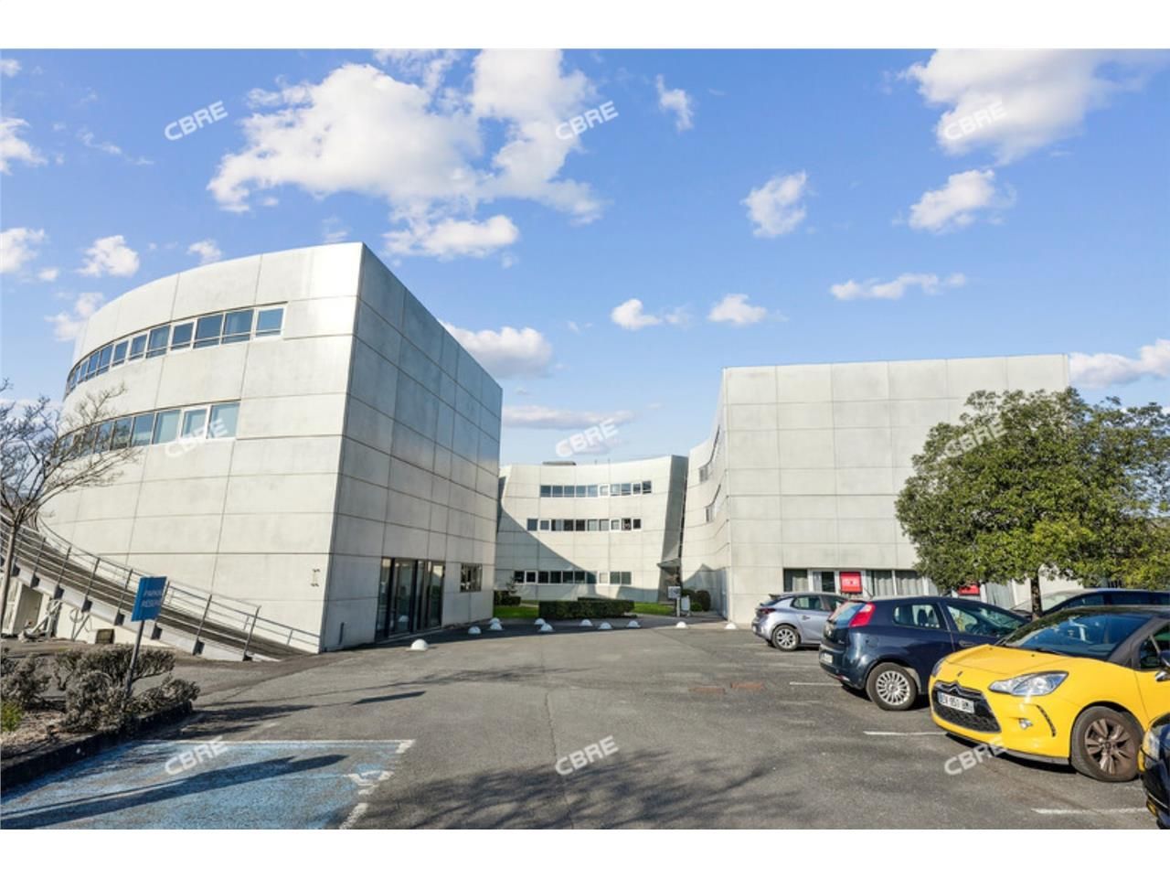 Opération située en bordure de rocade (accessible