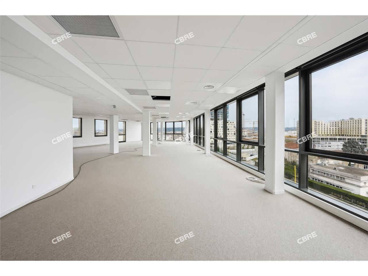 A louer, à Bordeaux, proche gare, dans le secteur