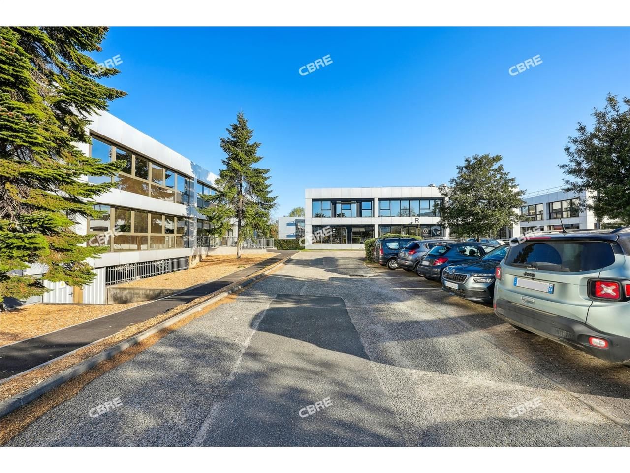 A LOUER - CBRE vous propose une très belle opport