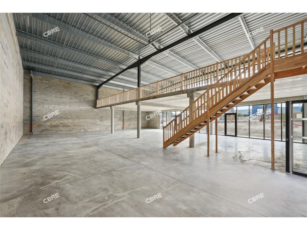 A LOUER EXCLUSIVITE LE HAILLAN MAGUDAS : CBRE vou