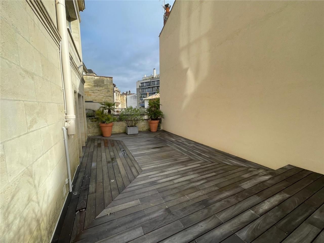 Au coeur du quartier Saint Seurin - Fondaudège à 