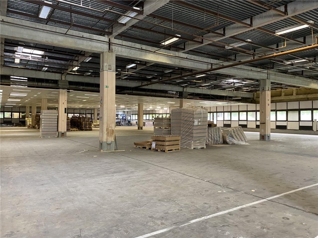 CBRE Bordeaux vous propose un entrepôt a la locat