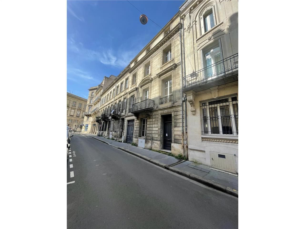 IMMEUBLE DE BUREAUX A LOUER BORDEAUX -  CBRE vous