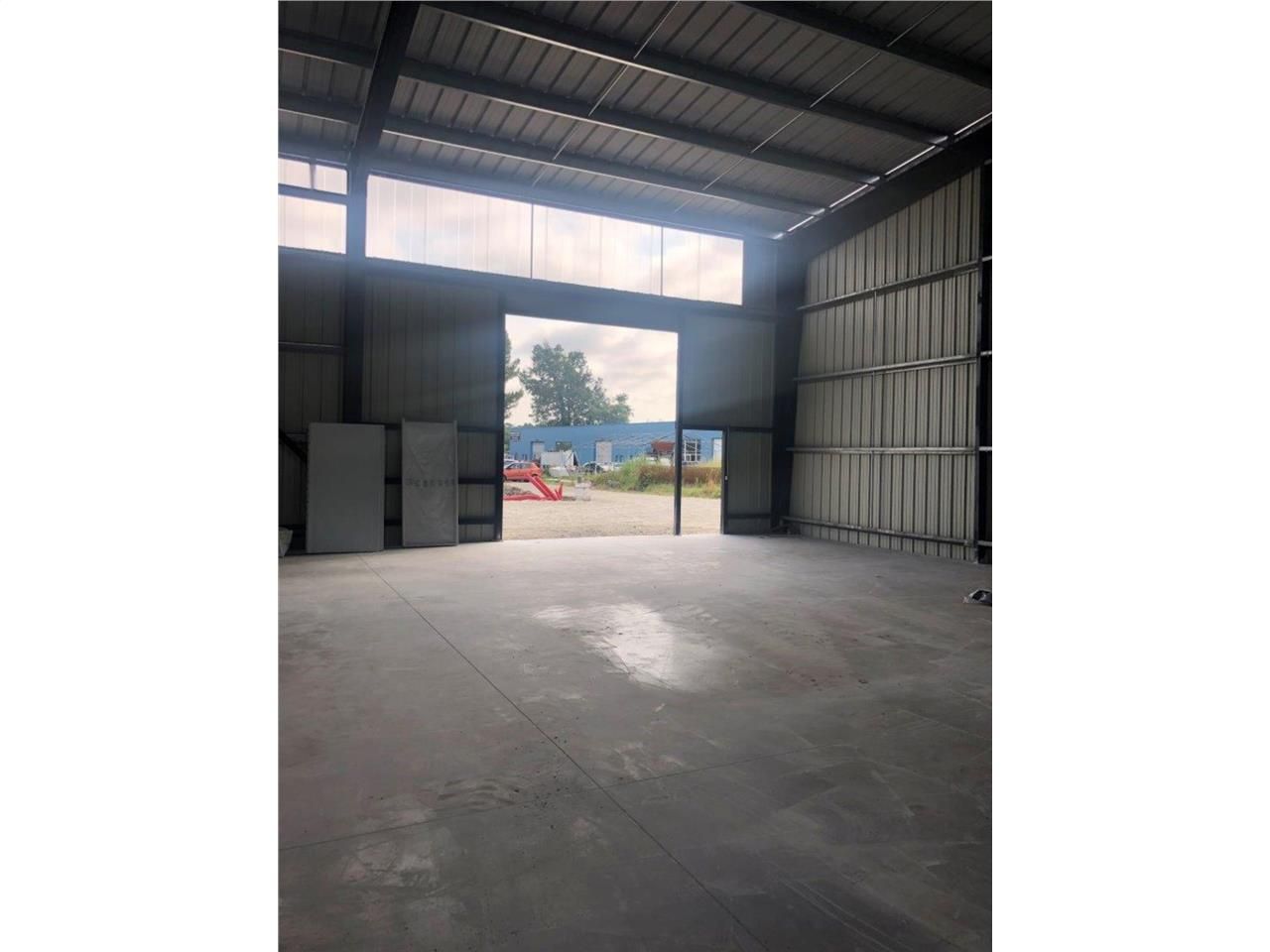 A LOUER : CBRE vous propose un bâtiment neuf à us