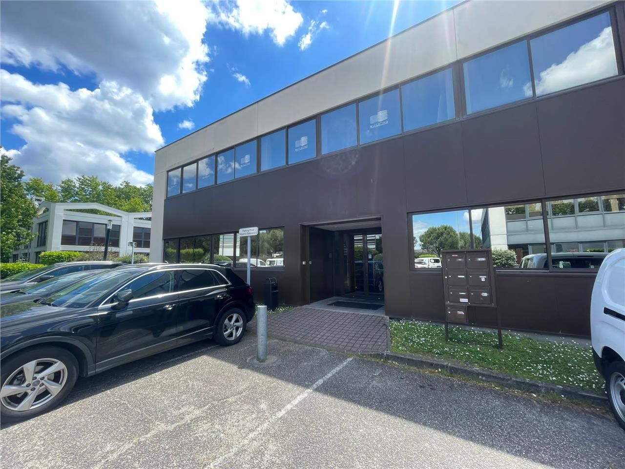 GRADIGNAN - CBRE vous propose à location des surf